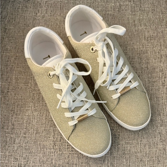 Ted Baker Feeke Gold Metallic Glitter Sneakers Size 8 New - Picture 4 of 16